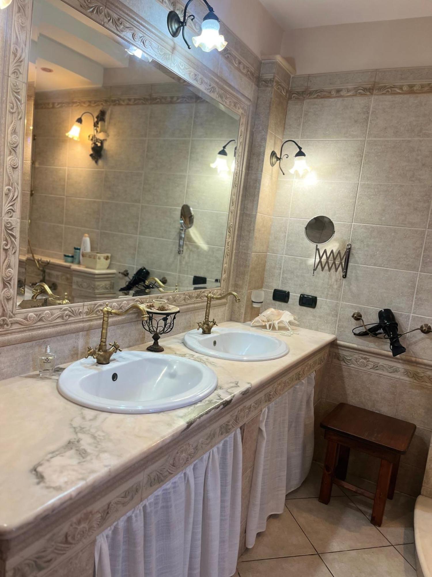 B&B Villa Regina 산타도메니카 외부 사진